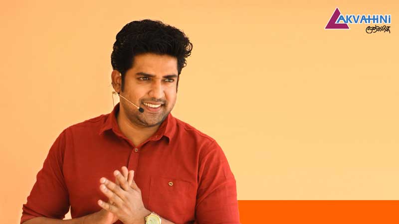 ජීව විද්යාව ඉගෙන ගන්න මුදල් ගෙවා ආ දරුවන් මුතුගලගේ හෙලිකොප්ටර් වික්රමය අසයි