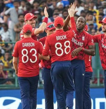 සුපිරි 08 පළමු තරගයෙන් එංගලන්තය හමුවේ ශ්රී ලංකාවට දරුණු පරාජයක්