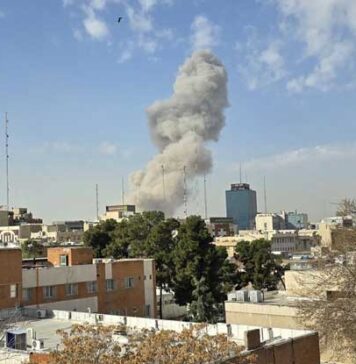 ඉරානයට පහර දීම පටන් ගනී…. පළමු ප්රහාරය ඊශ්රායාලයෙන්..