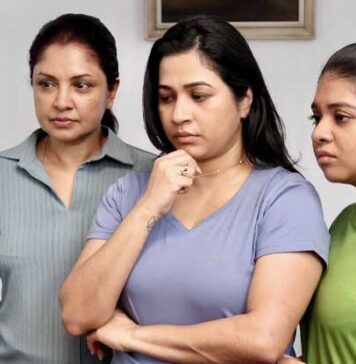 අම්මා නැති අඩුව පුරවන තිසුරිගේ තාත්තා..