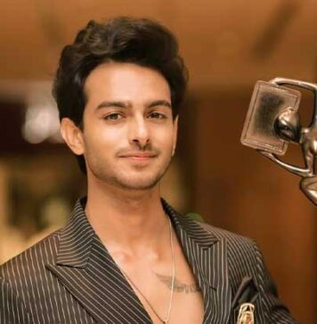 හෙට ඉඳන් මම මේ සම්මානය බිමින් තියනවා..