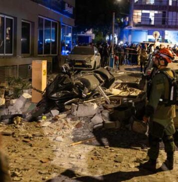 අලි ලැරිජානි ඝාතනයට පළිගැනීමක් ලෙස ඉරානයෙන් ටෙල් අවීව් නගරයට පොකුරු බෝම්බ වරුසාවක්