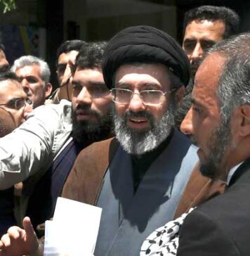 ඉරානයේ නව නායක මොජ්ටබා කමේනි ‘යුද්ධයෙන් තුවාල ලැබු’ බව ඉරානය තහවුරු කරයි