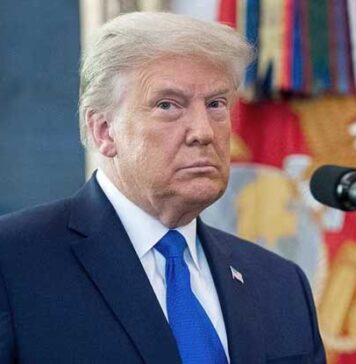 ට්රම්ප්ගේ ජනප්රියතාව 36% දක්වා පහතට..