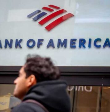 එෆ්ස්ටීන් සමඟ ගණුදෙනු කළ බැංකුවක් අපයෝජනයට ලක් වූ තරුණියන් වෙත වන්දි ගෙවීමට එකඟ වෙයි