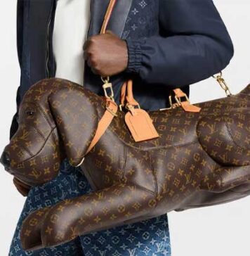 ලුවී විටෝන් ලක්ෂරි ලයිෆ් එක බල්ලට දමයි… අලුත්ම අමුතු බෑග් එක රු ලක්ෂ 57ක්…