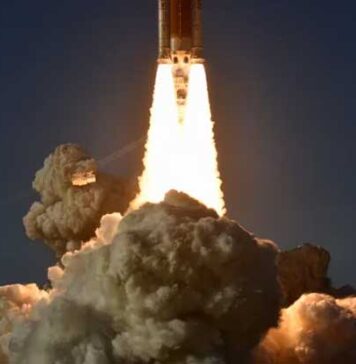 “Artemis II’’ සඳ වෙත ගමන් අරඹයි